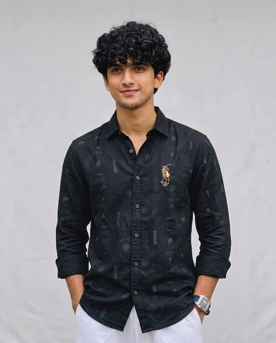 Black Printed Casual Shirt for Men – Stylish Everyday Wear | R1VAAZ